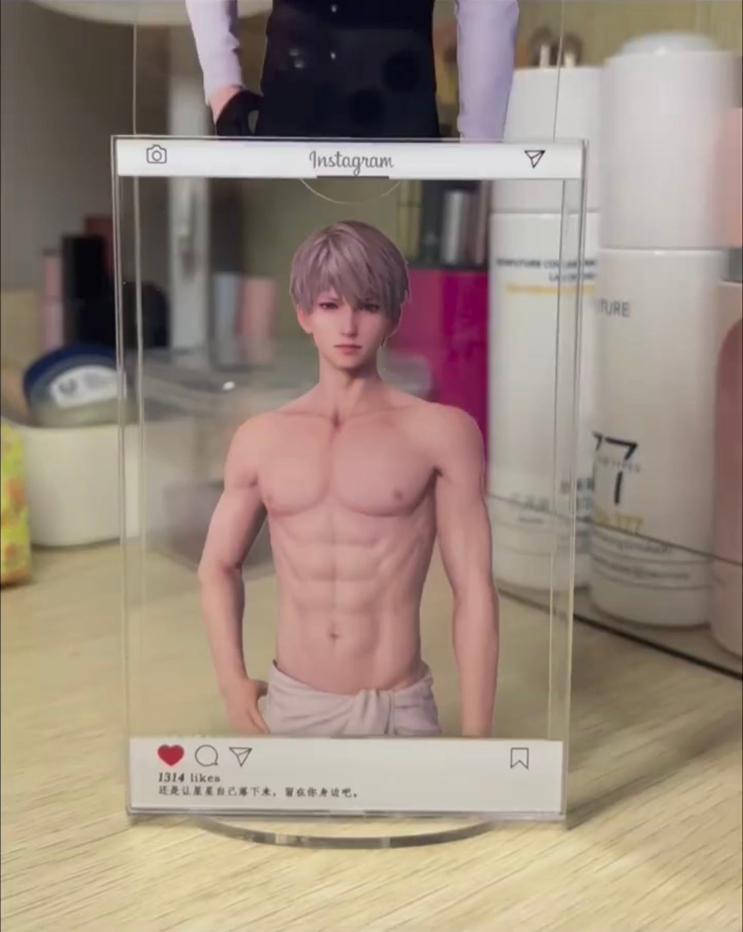 LnD Dress Up aAcrylic Stand (includes 10sets of clothes)