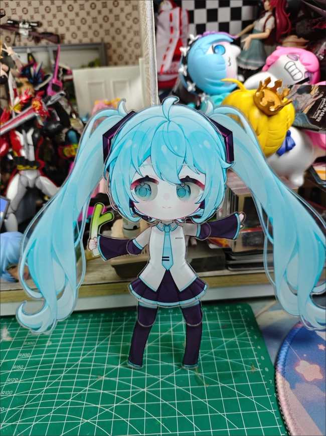 Hatsune Miku Original Articulated Figurine Acrylic Stand – Anime Collectible Gift