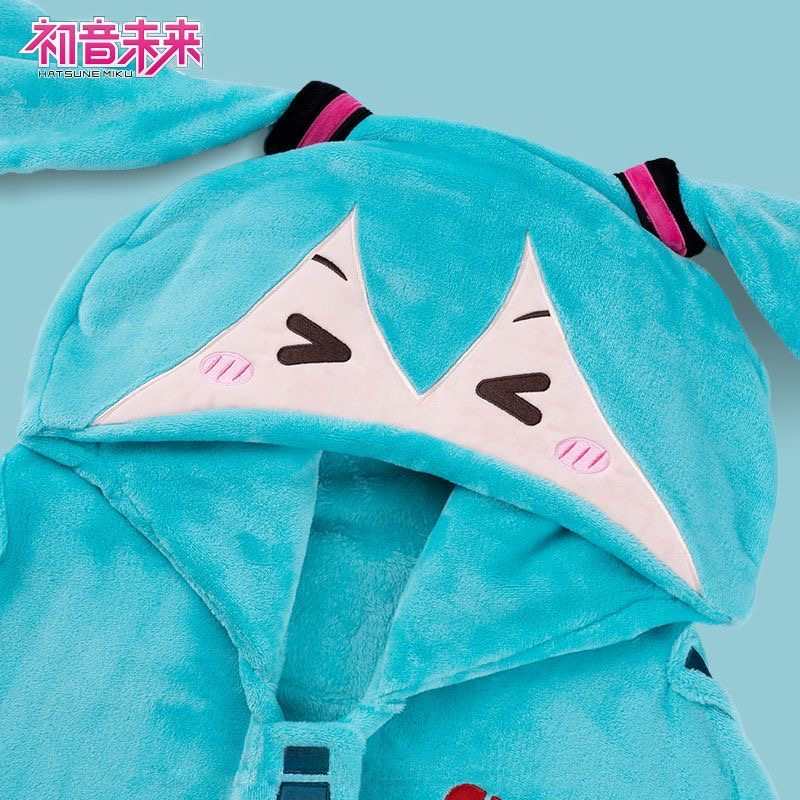 Hatsune Miku Anime Cloak Blanket – Cartoon Hooded Fleece Throw & Soft Plush Pillow